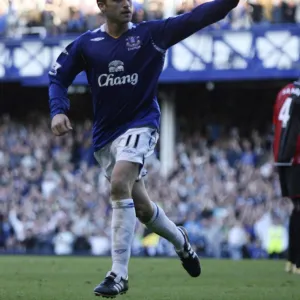 Football - Everton v Blackburn Rovers - FA Barclays Premier League - Goodison Park - 07 / 08 - 25 / 8 / 07 James McFadden celebrates scoring the first goal for Everton Mandatory Credit: Action Images /