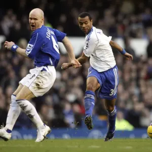 Football - Everton v Chelsea FA Barclays Premiership - Goodison Park - 17 / 12 / 06 Chelseas Ashley Col Football - Everton v Chelsea FA Barclays Premiership - Goodison Park - 17 / 12 / 06 Chelseas Ashley Col