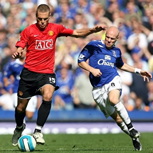 Football - Everton v Manchester United Barclays Premier League - Goodison Park - 15 / 9 / 07 Evertons Andy Johnson (R) and Manchester Uniteds Nemanja Vidic in action Mandatory Credit: Action Images / Matthew