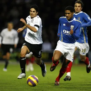Football - Portsmouth v Everton Barclays Premier League - Fratton Park - 1 / 12 / 07 Evertons Mikel Arteta (L) and Portsmouths Glen Johnson Mandatory Credit: Action Images / Paul Football - Portsmouth v Everton Barclays Premier League - Fratton Park - 1 / 12 / 07 Evertons Mikel Arteta (L) and Portsmouths Glen Johnson Mandatory Credit: Action Images / Paul
