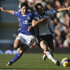 Fulham v Everton - 4 / 11 / 06 Evertons Mikel Arteta and Fulhams Tomasz Radzinski Fulham v Everton - 4 / 11 / 06 Evertons Mikel Arteta and Fulhams Tomasz Radzinski