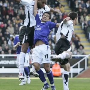 Fulham v Everton 4 / 11 / 06 Zat Knight in action against Tim Cahill