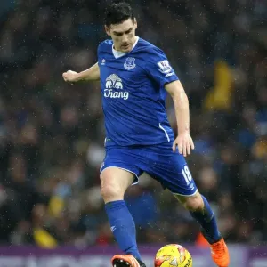 Gareth Barry Faces Manchester City in Capital One Cup Semi-Final Showdown at Etihad Stadium Gareth Barry Faces Manchester City in Capital One Cup Semi-Final Showdown at Etihad Stadium