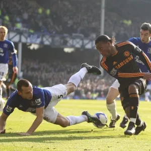 Heitinga vs Drogba: A FA Cup Battle at Goodison Park (Everton vs Chelsea, January 2011) Heitinga vs Drogba: A FA Cup Battle at Goodison Park (Everton vs Chelsea, January 2011)