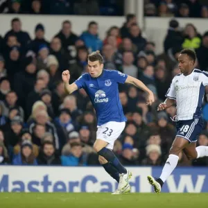 Seamus Coleman vs Saido Berahino Print - Premier League Action Seamus Coleman vs Saido Berahino Print - Premier League Action