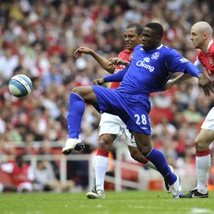 Intense Clash: Anichebe vs Senderos and Silva - Arsenal vs Everton, Barclays Premier League (2008)