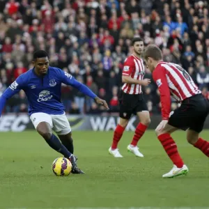 Intense Clash: Eto'o vs Davis at St. Mary's - Southampton vs Everton, Premier League Intense Clash: Eto'o vs Davis at St. Mary's - Southampton vs Everton, Premier League