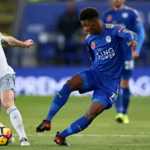 Intense Rivalry: Leighton Baines vs. Demarai Gray - A Battle for Ball Supremacy Intense Rivalry: Leighton Baines vs. Demarai Gray - A Battle for Ball Supremacy