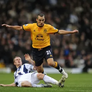 Intense Tackle: Chris Brunt vs. Leon Osman - Barclays Premier League Clash (01 January 2012) Intense Tackle: Chris Brunt vs. Leon Osman - Barclays Premier League Clash (01 January 2012)