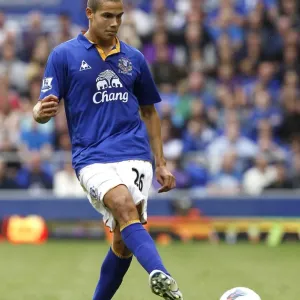 Jack Rodwell in Action: Everton vs Aston Villa, Barclays Premier League, Goodison Park (September 10, 2011)