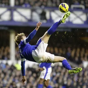 Jelavic's Bicycle Kick: A Thrilling Moment from Everton vs Swansea City (0-0, Goodison Park, January 12, 2013) Jelavic's Bicycle Kick: A Thrilling Moment from Everton vs Swansea City (0-0, Goodison Park, January 12, 2013)