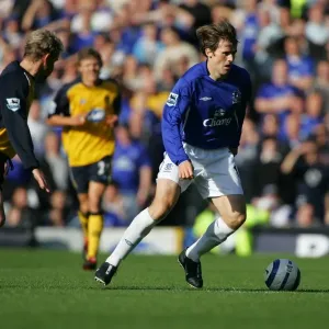 Kevin Kilbane Print: Everton FC Action Photo Kevin Kilbane Print: Everton FC Action Photo