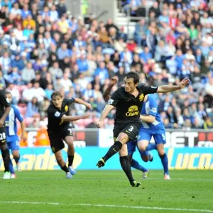 Leighton Baines Dramatic Penalty: Everton's Equalizer in 2-2 Draw vs. Wigan Athletic (October 6, 2012) Leighton Baines Dramatic Penalty: Everton's Equalizer in 2-2 Draw vs. Wigan Athletic (October 6, 2012)