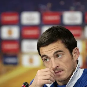 Leighton Baines at Europa League Press Conference: SL Benfica vs Everton, Estadio da Luz