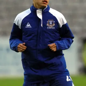 Leon Osman in Action: Everton vs Bohemians Friendly at Dalymount Park (2011) Leon Osman in Action: Everton vs Bohemians Friendly at Dalymount Park (2011)