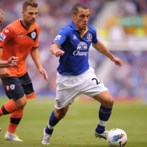 Leon Osman in Action: Everton vs. Queens Park Rangers, Barclays Premier League (2011) Leon Osman in Action: Everton vs. Queens Park Rangers, Barclays Premier League (2011)