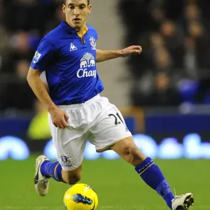 Leon Osman in Action: Everton vs Swansea City, Barclays Premier League (21 December 2011)