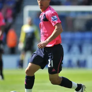 Leon Osman Print - Everton FC Barclays Premier League Action Photo Leon Osman Print - Everton FC Barclays Premier League Action Photo