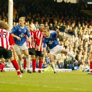 Leon Osman gives Everton the lead on 88 minutes