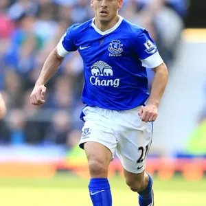 Leon Osman Scores the Winning Goal: Everton's 3-1 Victory over Southampton at Goodison Park (BPL 2012) Leon Osman Scores the Winning Goal: Everton's 3-1 Victory over Southampton at Goodison Park (BPL 2012)