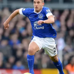 Leon Osman's Brilliant Performance: Fulham vs. Everton - A Dramatic Draw at Craven Cottage (November 3, 2012, Barclays Premier League) Leon Osman's Brilliant Performance: Fulham vs. Everton - A Dramatic Draw at Craven Cottage (November 3, 2012, Barclays Premier League)