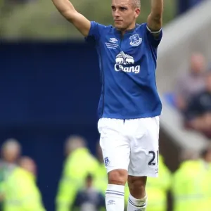 Leon Osman's Emotional Goodbye: Everton's Hero Bids Farewell at Goodison Park (Everton vs. FC Porto) Leon Osman's Emotional Goodbye: Everton's Hero Bids Farewell at Goodison Park (Everton vs. FC Porto)