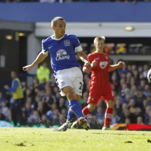 Leon Osman's Third Goal: Everton's Triumph Over Southampton (3-1) in Barclays Premier League at Goodison Park (29-09-2012) Leon Osman's Third Goal: Everton's Triumph Over Southampton (3-1) in Barclays Premier League at Goodison Park (29-09-2012)