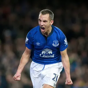 Leon Osman's Strike: Everton Takes 2-0 Lead Over West Ham United (Premier League)