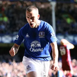 Leon Osman's Thrilling Opener: Everton vs. Aston Villa (April 4, 2011) Leon Osman's Thrilling Opener: Everton vs. Aston Villa (April 4, 2011)
