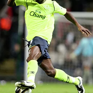 Louis Saha in Action: Everton Football, 08/09 Season