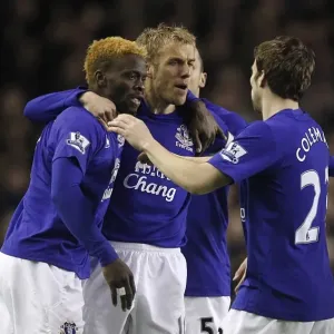 Louis Saha's Dramatic First Goal: Everton vs. Tottenham Hotspur (Barclays Premier League, 05 January 2011) Louis Saha's Dramatic First Goal: Everton vs. Tottenham Hotspur (Barclays Premier League, 05 January 2011)