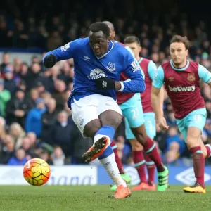 Lukaku's Missed Penalty: Everton vs. West Ham United, Premier League - Goodison Park