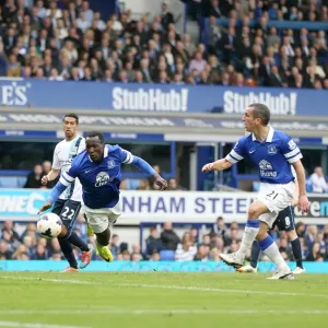 Lukaku's Strike Print: Everton v Manchester City 2014 Lukaku's Strike Print: Everton v Manchester City 2014
