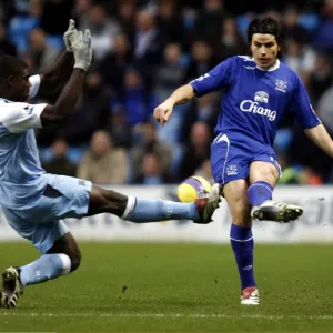 Manchester City v Everton - Nuno Valente and Manchester Citys Micah Richards