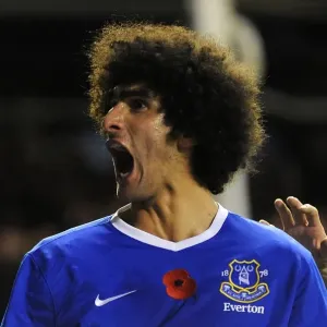 Marouane Fellaini Scores the Game's First Goal: Everton 1-0 Sunderland (10-11-2012) Marouane Fellaini Scores the Game's First Goal: Everton 1-0 Sunderland (10-11-2012)