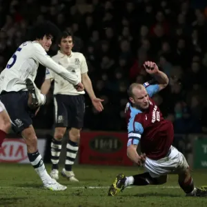 Marouane Fellaini's Brace: Everton's Four-Goal Blitz in FA Cup Third Round Clash vs. Scunthorpe United (08.01.2011) Marouane Fellaini's Brace: Everton's Four-Goal Blitz in FA Cup Third Round Clash vs. Scunthorpe United (08.01.2011)