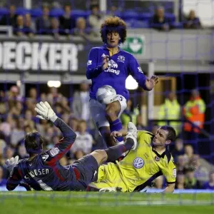 Marouane Fellaini's Failed Goal Attempt vs. Sheffield United in Carling Cup Marouane Fellaini's Failed Goal Attempt vs. Sheffield United in Carling Cup