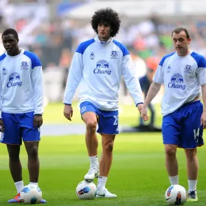 Marouane Fellaini's Focused Warm-Up Ahead of Everton's Clash with Swansea City (BPL, 24 March 2012) Marouane Fellaini's Focused Warm-Up Ahead of Everton's Clash with Swansea City (BPL, 24 March 2012)