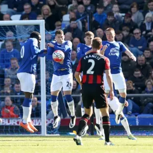 Matt Ritchie's Free Kick at Goodison Park: AFC Bournemouth vs Everton, Premier League Matt Ritchie's Free Kick at Goodison Park: AFC Bournemouth vs Everton, Premier League