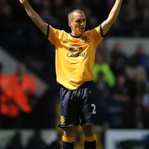 May 2011: Leon Osman in Action - Everton vs. West Bromwich Albion, Premier League Showdown May 2011: Leon Osman in Action - Everton vs. West Bromwich Albion, Premier League Showdown