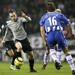 McFadden vs. De Zeeuw: A Football Battle at Everton McFadden vs. De Zeeuw: A Football Battle at Everton