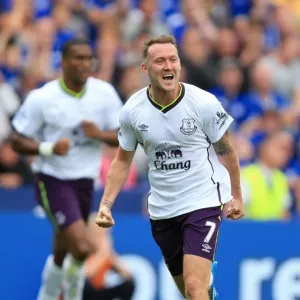 McGeady's Stunner: Everton's First Goal in Premier League Thriller vs. Leicester City McGeady's Stunner: Everton's First Goal in Premier League Thriller vs. Leicester City