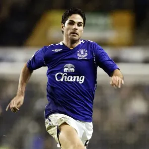 Mikel Arteta in Action: Everton vs. Fulham, Barclays Premier League, Goodison Park, 2007 Mikel Arteta in Action: Everton vs. Fulham, Barclays Premier League, Goodison Park, 2007