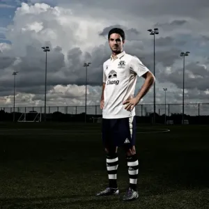 Mikel Arteta: From Everton Midfielder to Arsenal Manager Mikel Arteta: From Everton Midfielder to Arsenal Manager