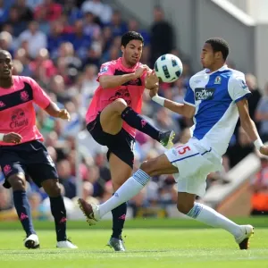 Mikel Arteta vs. Steven Nzonzi: A Footballing Battle at Blackburn Rovers vs. Everton, Barclays Premier League Mikel Arteta vs. Steven Nzonzi: A Footballing Battle at Blackburn Rovers vs. Everton, Barclays Premier League