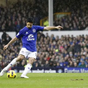 Mikel Arteta's Determined Shot: Everton's Pursuit for Victory vs. Blackpool (05 February 2011, Barclays Premier League) Mikel Arteta's Determined Shot: Everton's Pursuit for Victory vs. Blackpool (05 February 2011, Barclays Premier League)