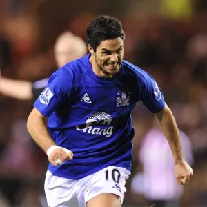 Mikel Arteta's Dramatic Equalizer: Everton's Thrilling 2-2 Comeback at Sunderland's Stadium of Light (November 2010, Barclays Premier League) Mikel Arteta's Dramatic Equalizer: Everton's Thrilling 2-2 Comeback at Sunderland's Stadium of Light (November 2010, Barclays Premier League)