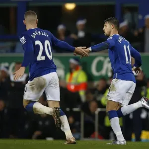 Mirallas and Barkley in Unison: Everton's Thrilling Goal Celebration vs. Leicester City Mirallas and Barkley in Unison: Everton's Thrilling Goal Celebration vs. Leicester City