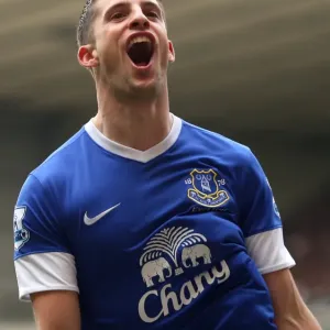 Mirallas Double: Thrilling 2-2 Draw - Everton vs. Tottenham Hotspur, Barclays Premier League (April 7, 2013) Mirallas Double: Thrilling 2-2 Draw - Everton vs. Tottenham Hotspur, Barclays Premier League (April 7, 2013)