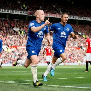 Naismith and Jagielka's Unforgettable Equalizer: Manchester United vs Everton (Barclays Premier League) Naismith and Jagielka's Unforgettable Equalizer: Manchester United vs Everton (Barclays Premier League)